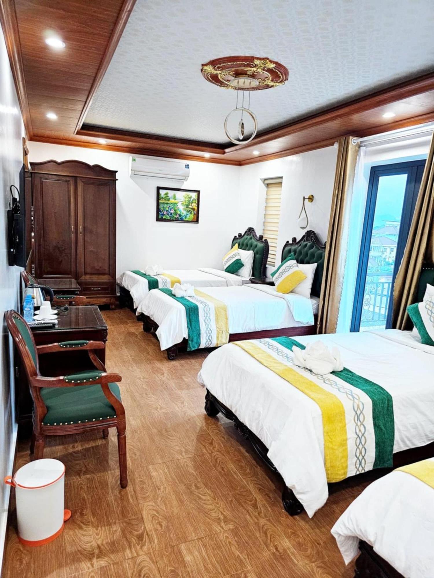 Sky Hotel Vang Vieng Buitenkant foto