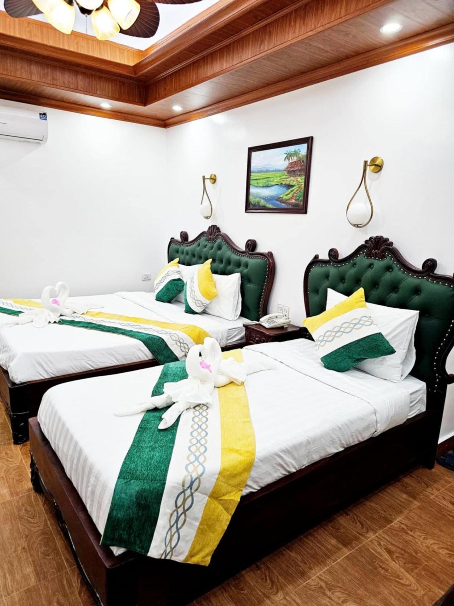 Sky Hotel Vang Vieng Buitenkant foto