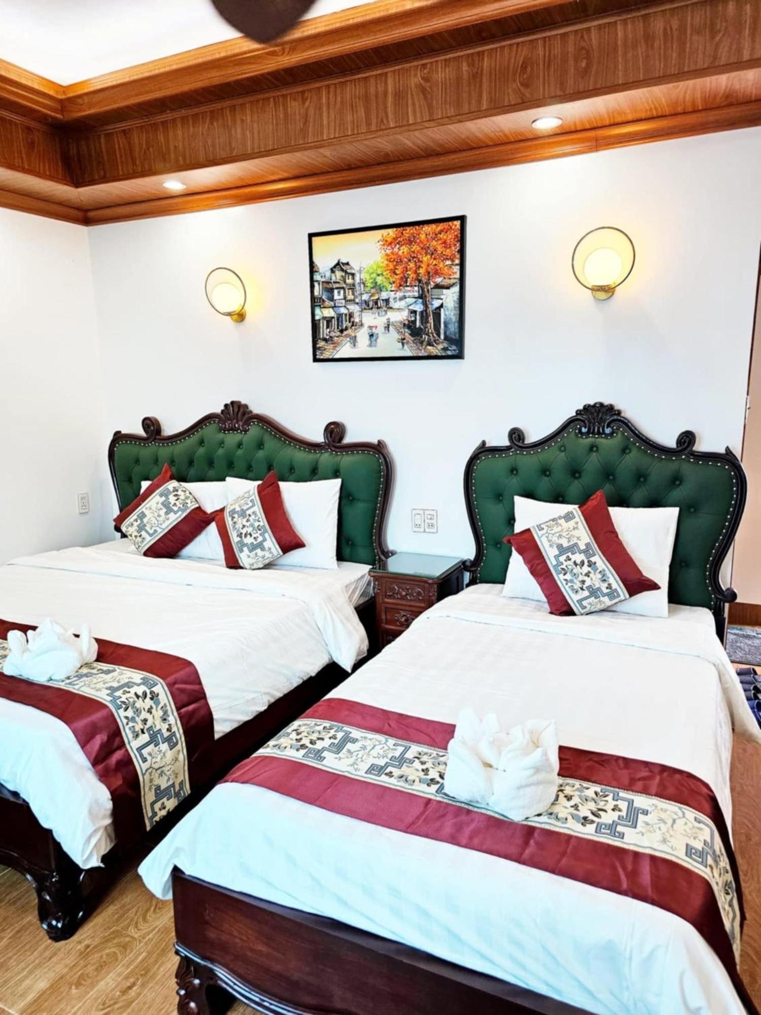 Sky Hotel Vang Vieng Buitenkant foto
